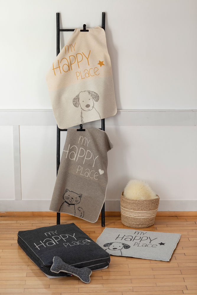 Blanket for Pets - My Happy Place (Cats & Dogs)